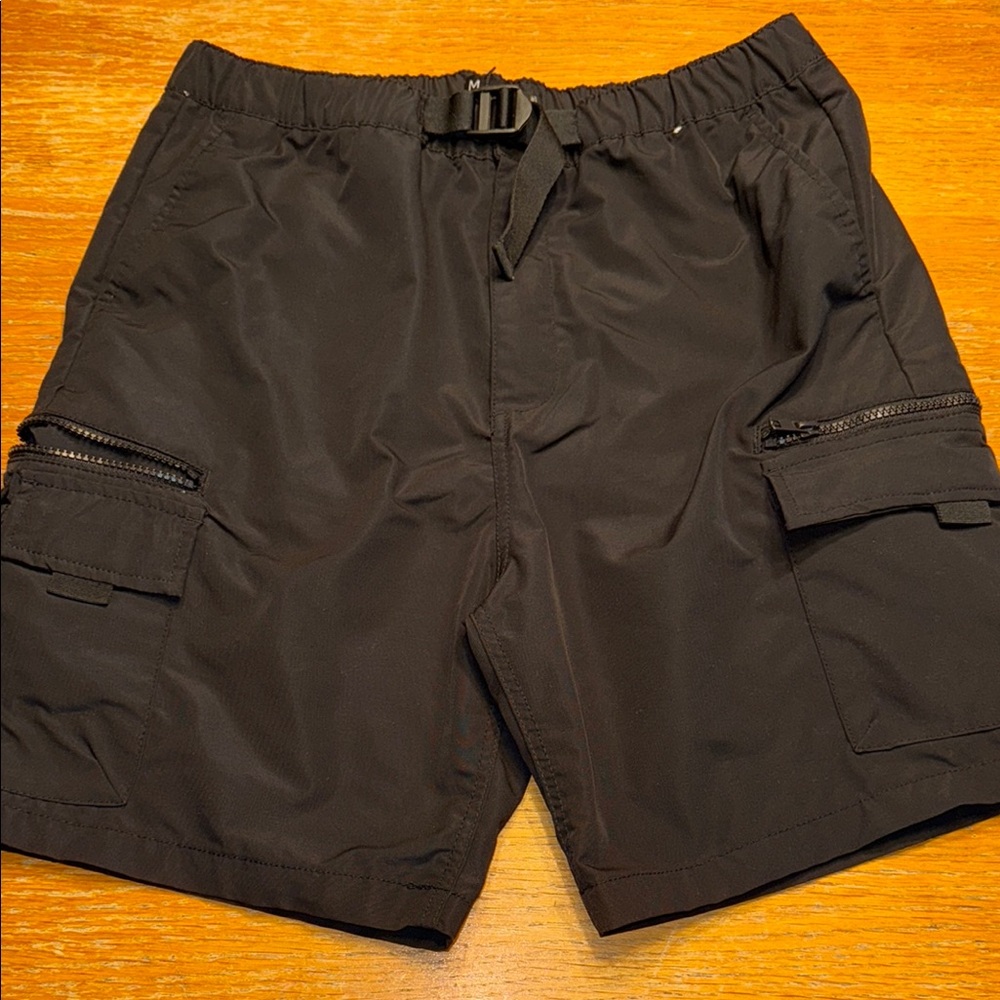 Denim&Co Black Cargo Shorts with Adjustable Waistband